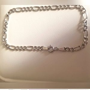 10k gold semi solid Figaro bracelet